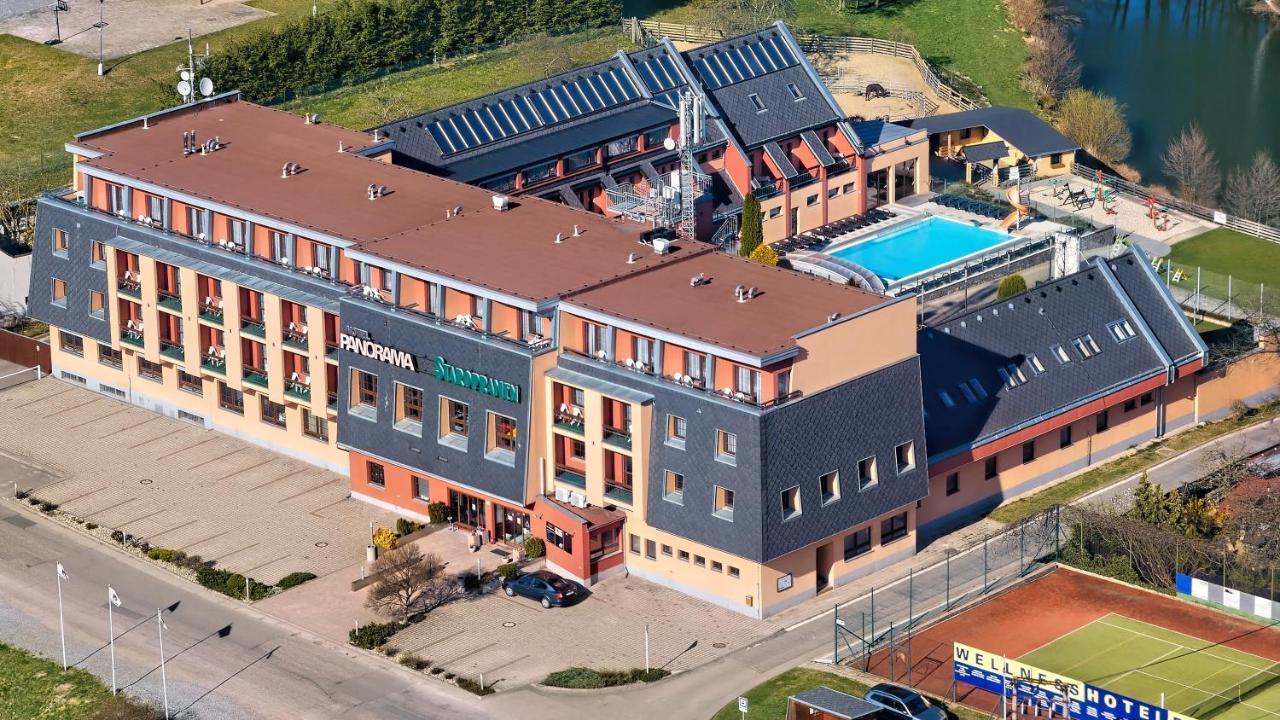 Orea Resort Panorama Moravsky Kras Blansko Luaran gambar
