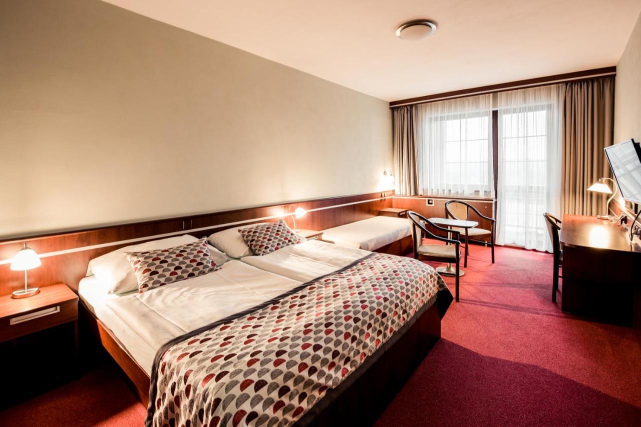 Orea Resort Panorama Moravsky Kras Blansko Luaran gambar