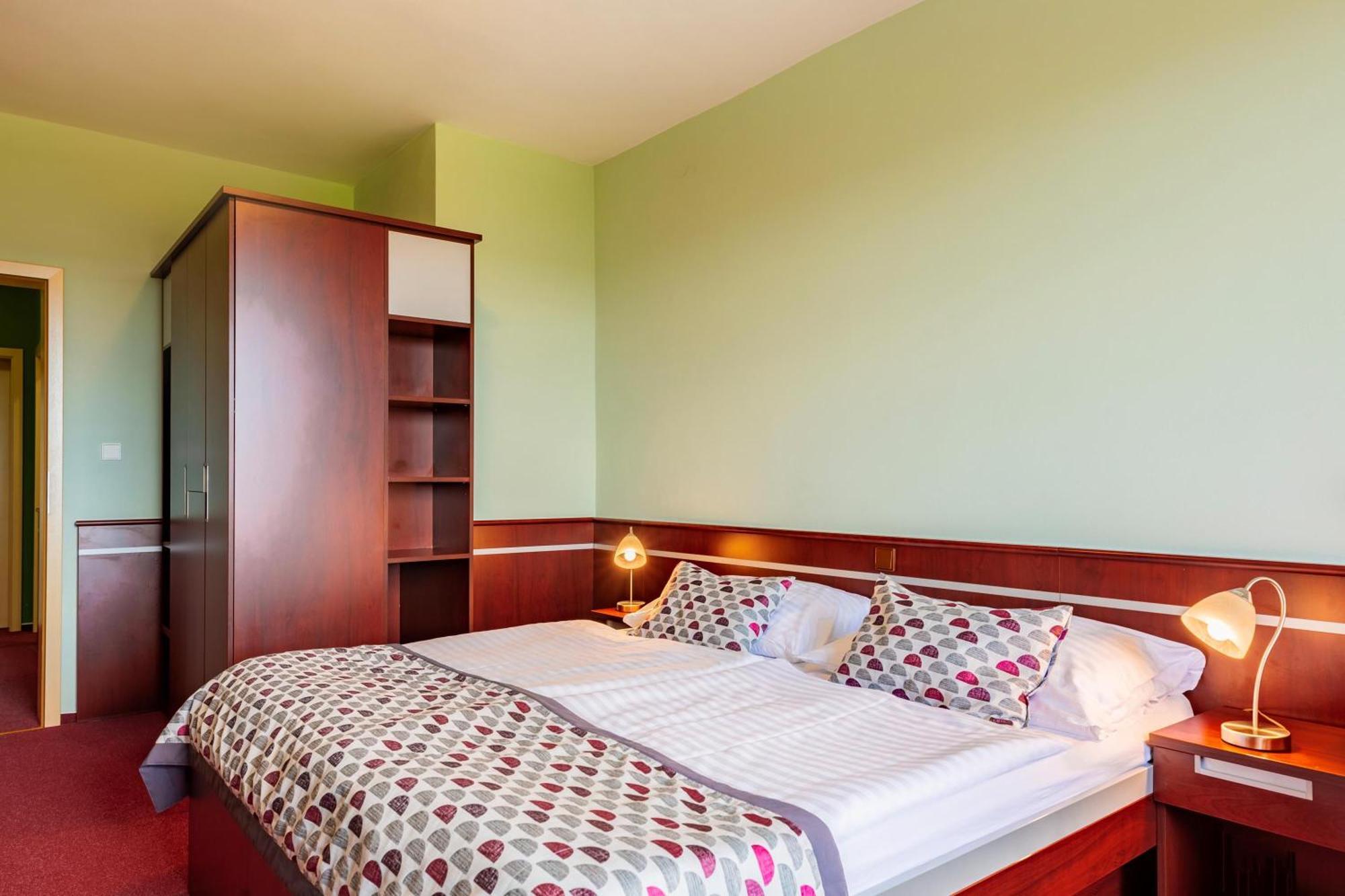 Orea Resort Panorama Moravsky Kras Blansko Luaran gambar